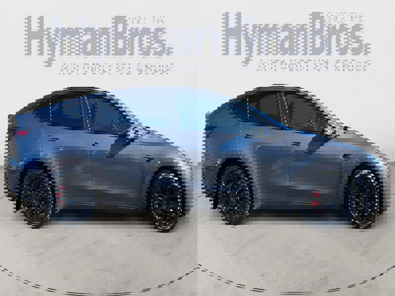 Used 2023 Tesla Model Y Long Range image 2