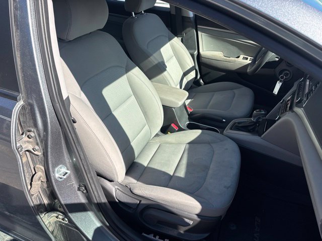 Used 2017 Hyundai Elantra SE FWD image 8