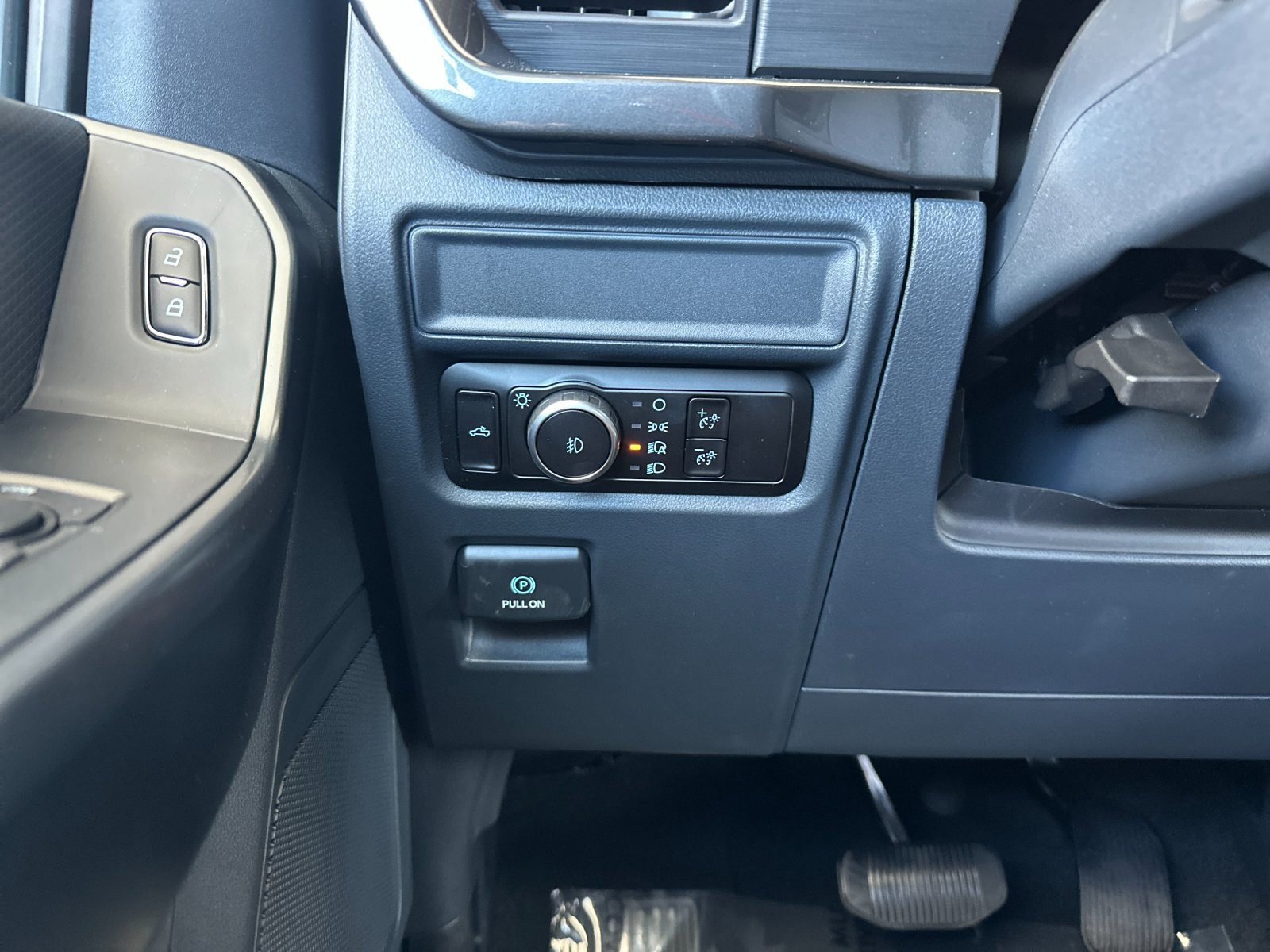 New 2026 Ford F150 STX w/ Equipment Group 200A RWD image 24