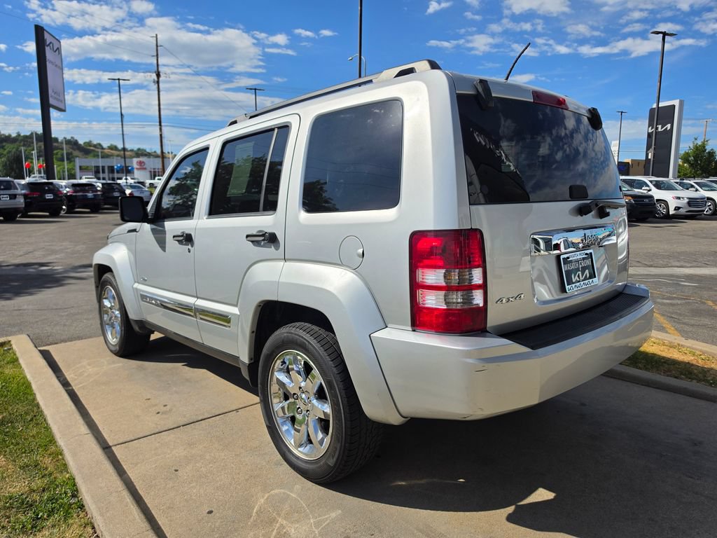 Used 2012 Jeep Liberty Sport AWD/4WD image 7
