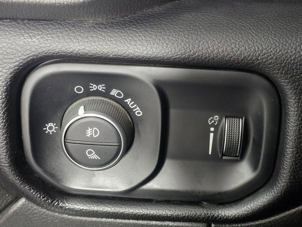 Used 2024 RAM 2500 Big Horn image 26