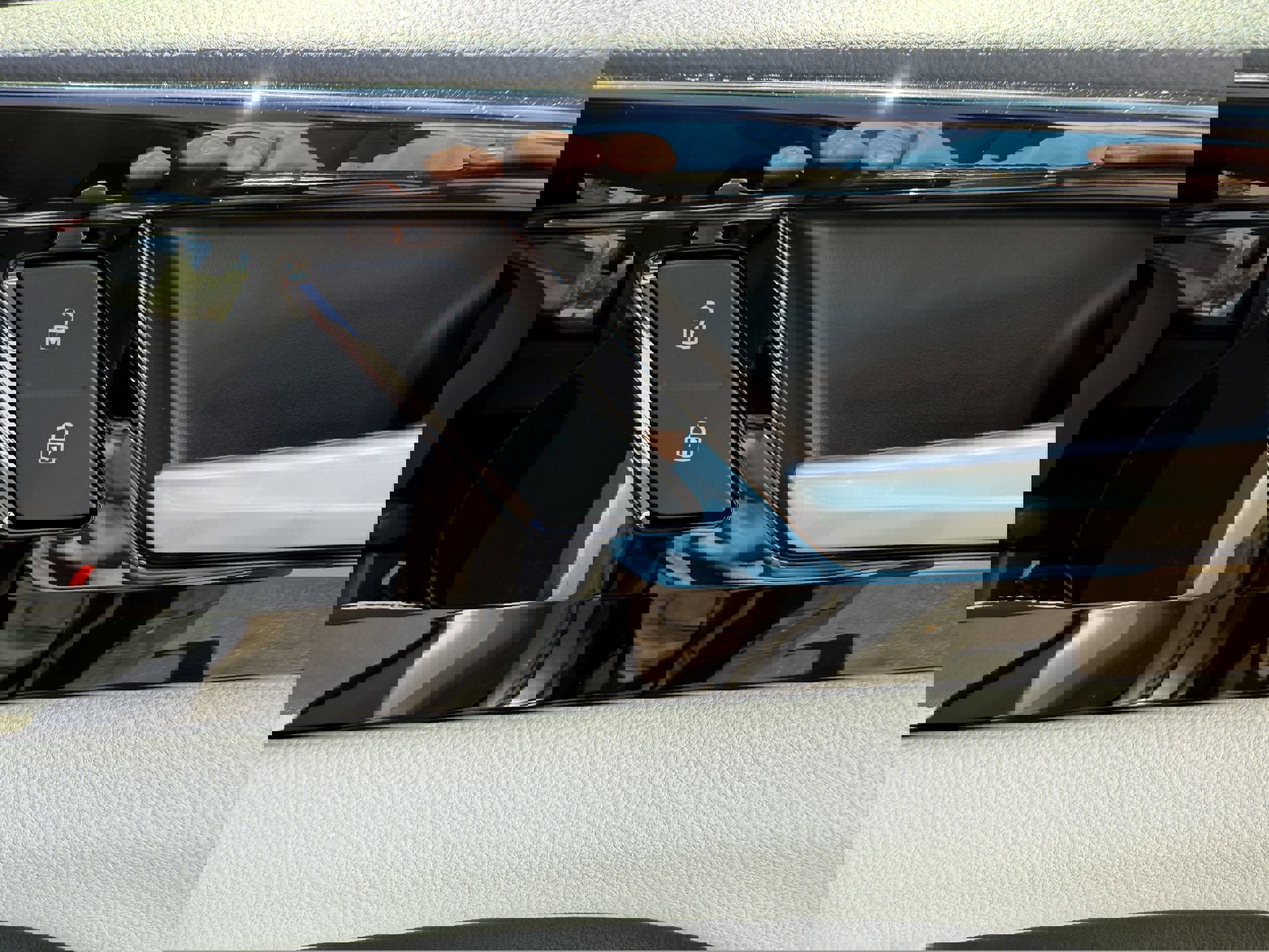 New 2025 Volkswagen Taos S image 31