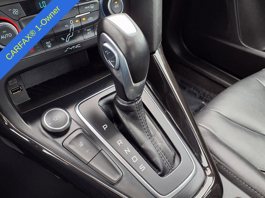 Used 2018 Ford Focus Titanium w/ Titanium Technology Package image 26