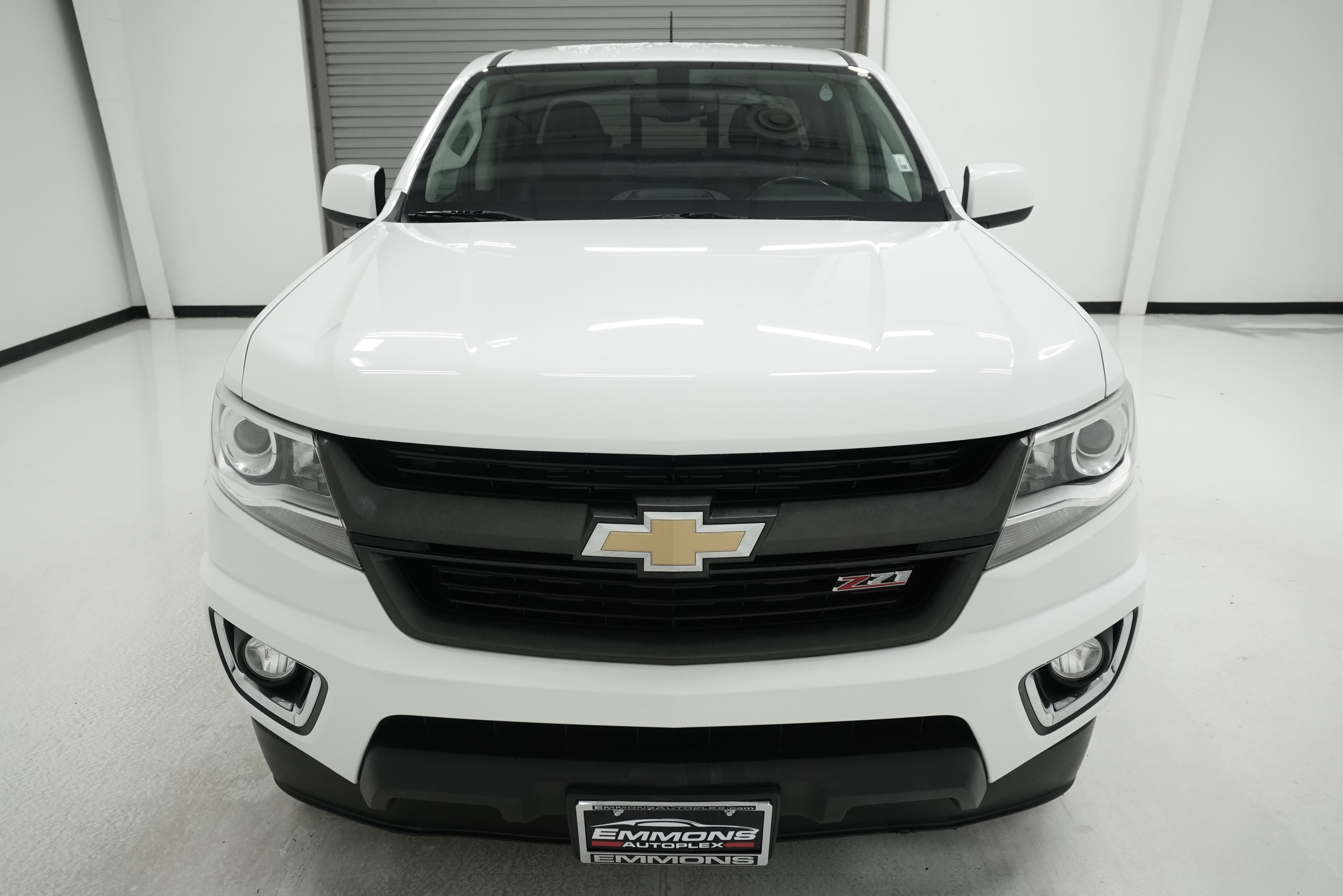 Used 2019 Chevrolet Colorado Z71 AWD/4WD image 2