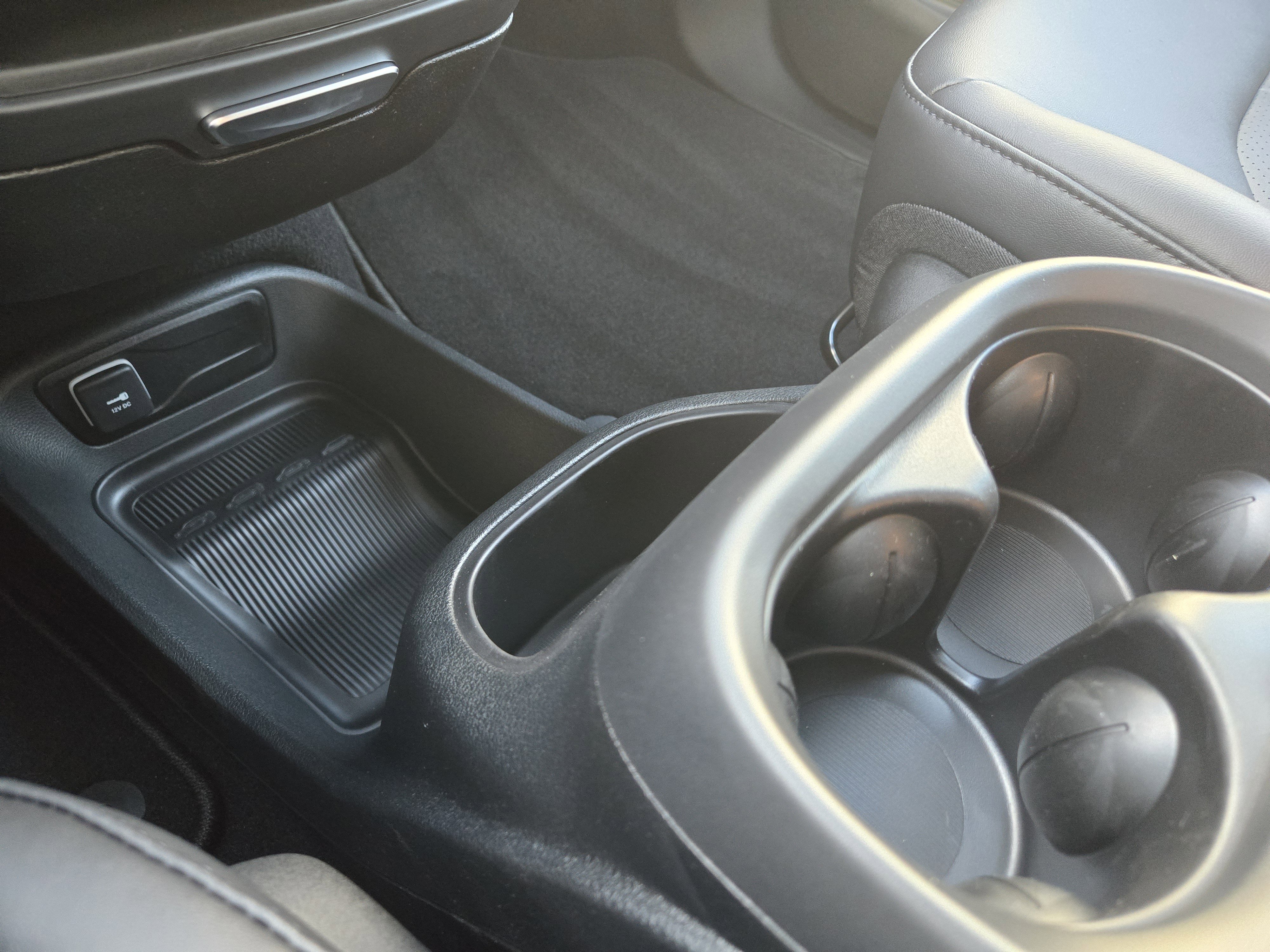 New 2026 Chrysler Pacifica Select image 16