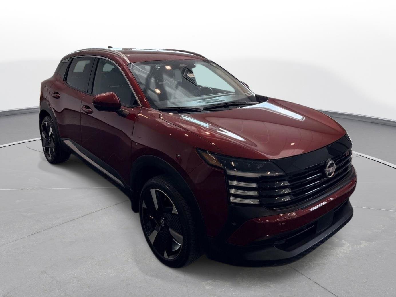 Used 2025 Nissan Kicks SR AWD/4WD image 7