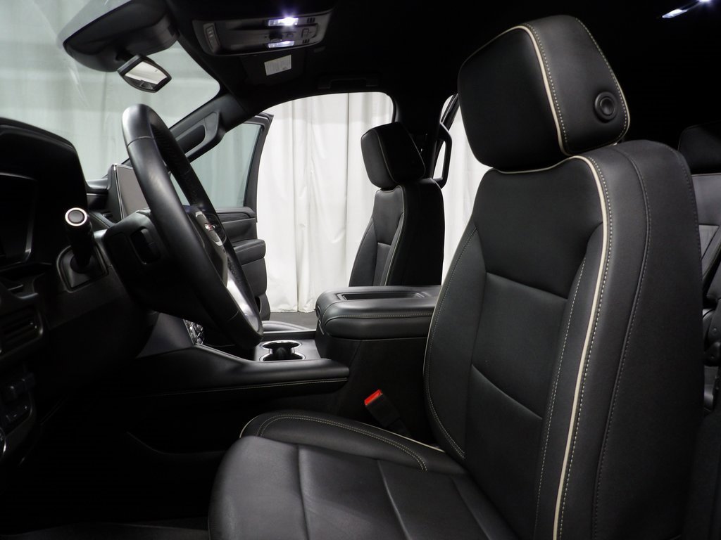 Used 2023 GMC Yukon SLT image 10