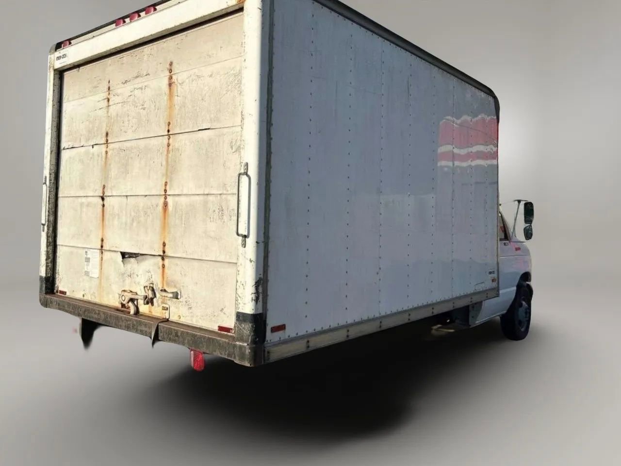 Used 1996 Ford E-350 and Econoline 350 image 4