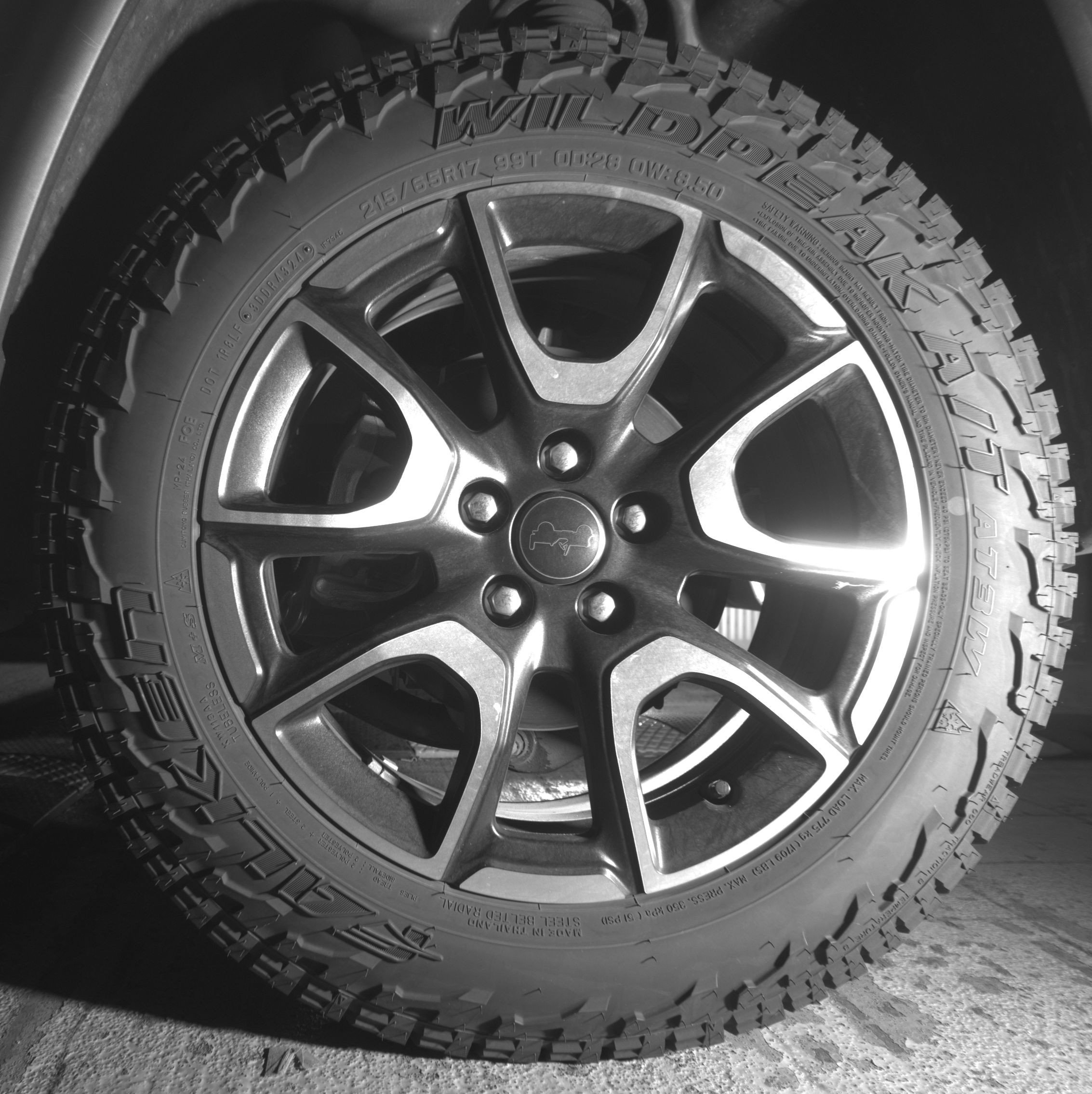 Used 2025 Jeep Compass Trailhawk image 14