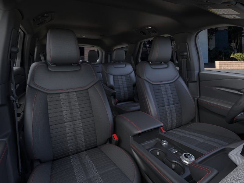 New 2026 Ford Explorer ST-Line w/ ST-Line Street Pack image 10