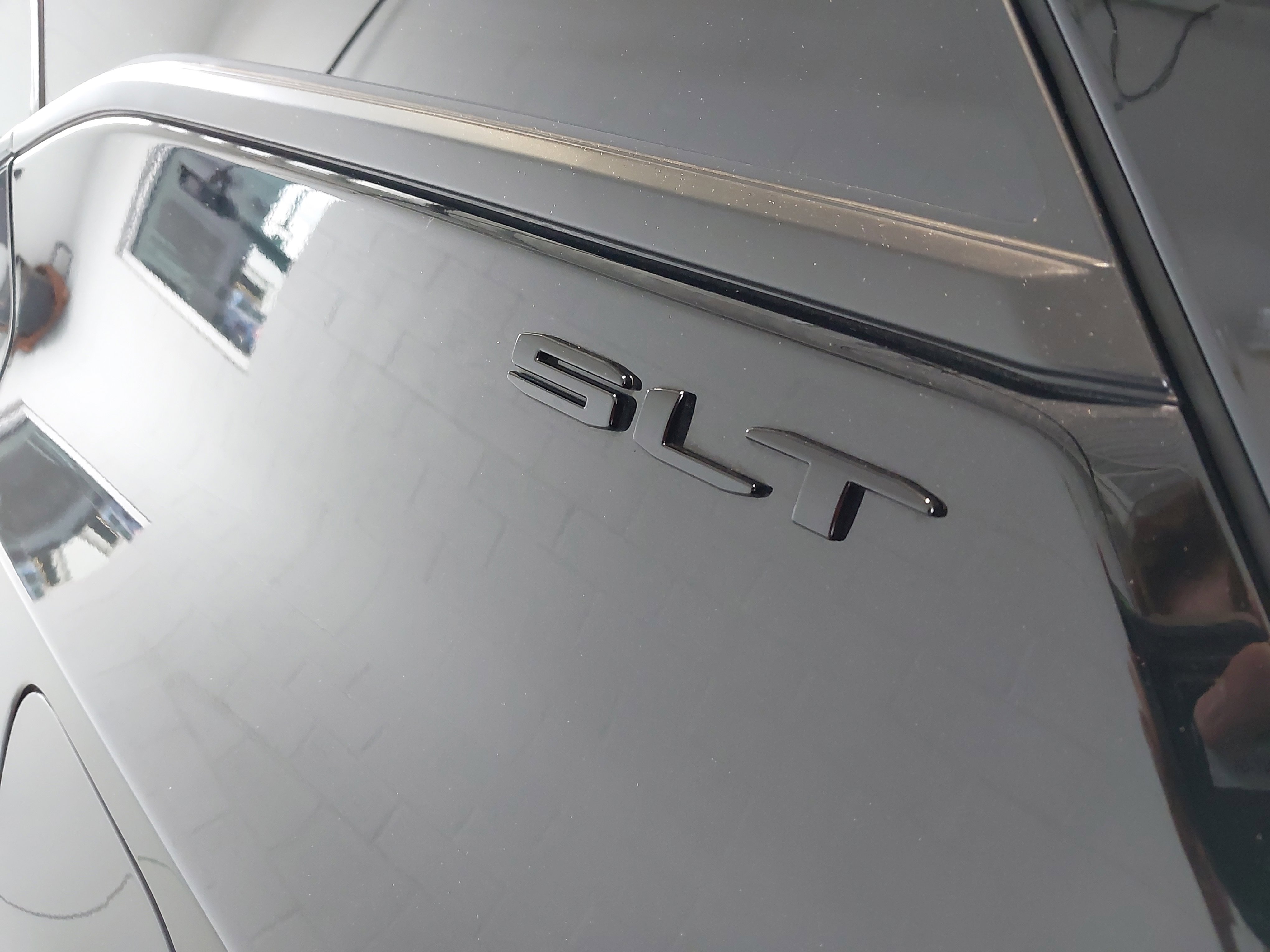 Used 2022 GMC Terrain SLT w/ Tech Package image 33