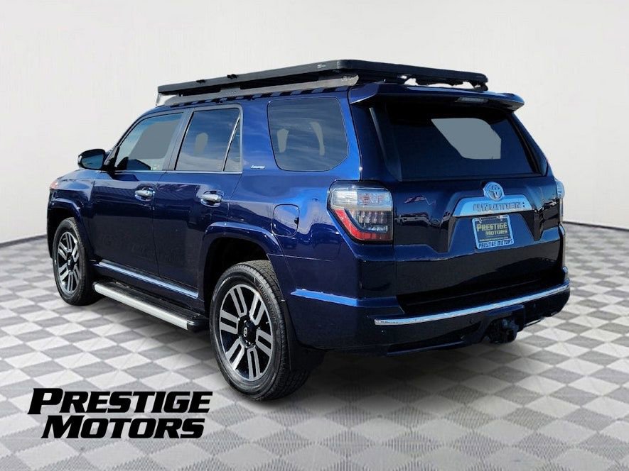 Used 2018 Toyota 4Runner Limited AWD/4WD image 5
