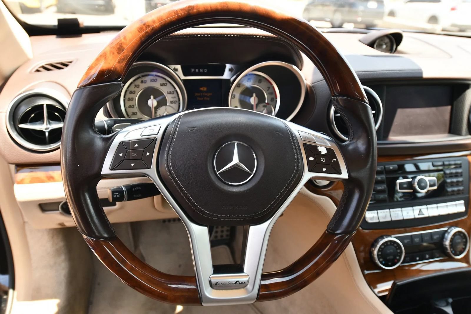 Used 2013 Mercedes-Benz SL 550 image 25