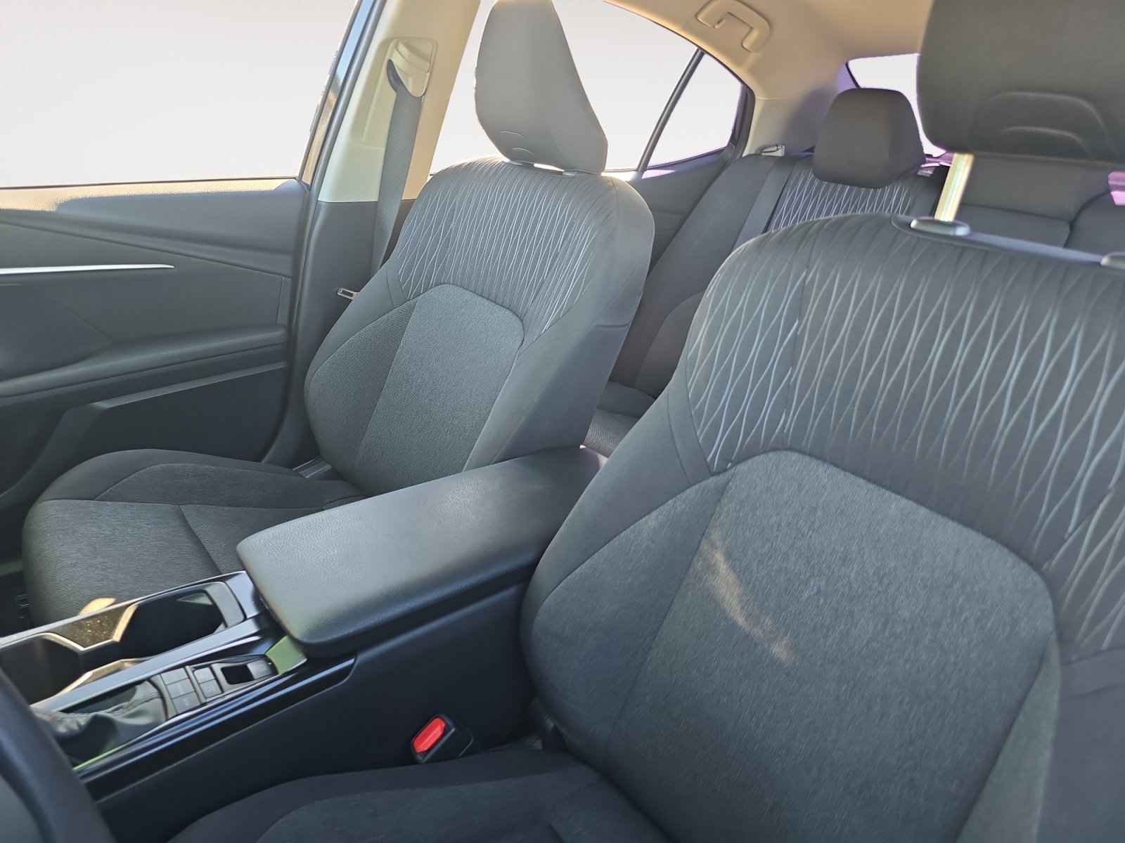 Certified 2025 Toyota Camry LE FWD image 9