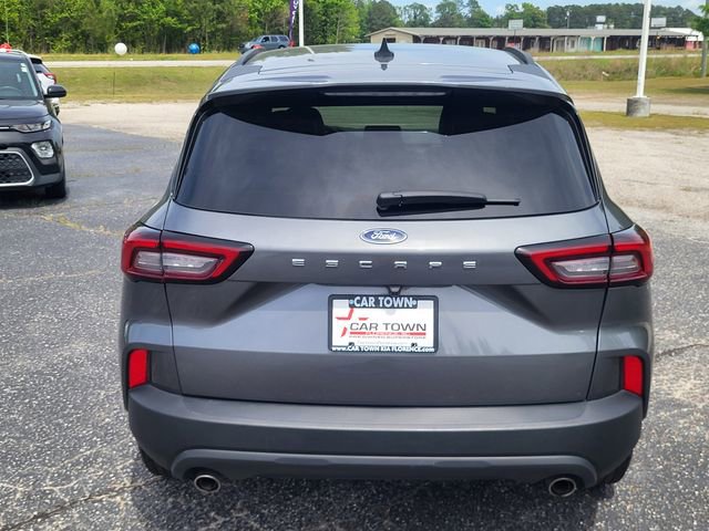 Used 2025 Ford Escape ST-Line FWD image 3