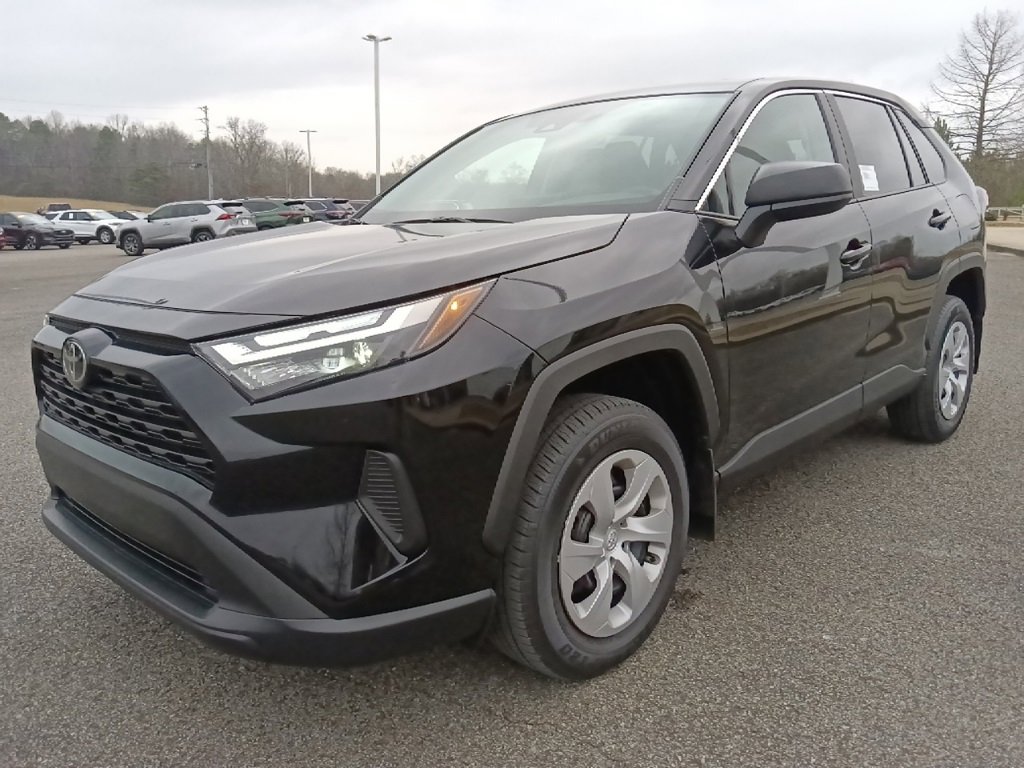 New 2025 Toyota RAV4 LE image 7