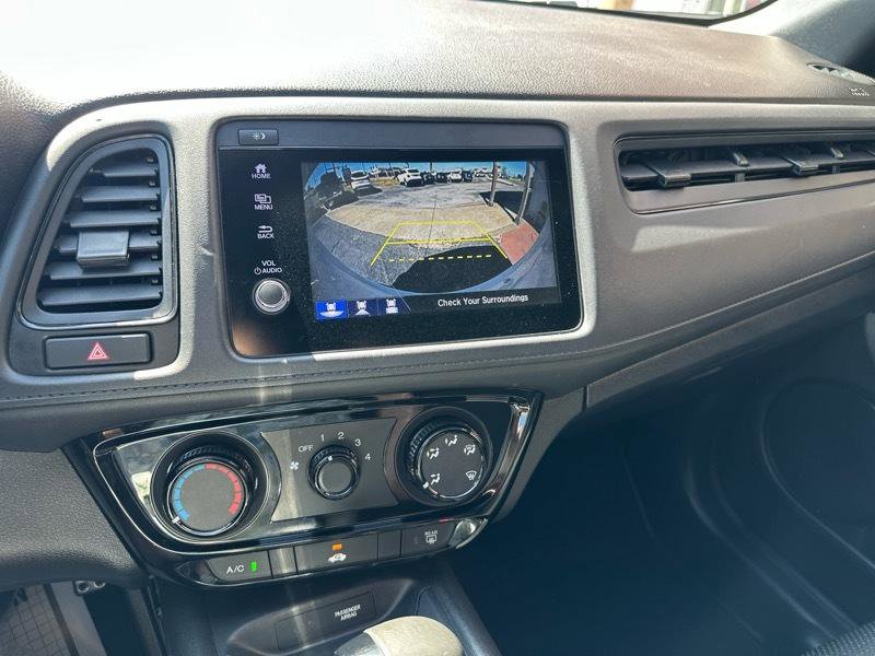 Used 2021 Honda HR-V Sport image 14