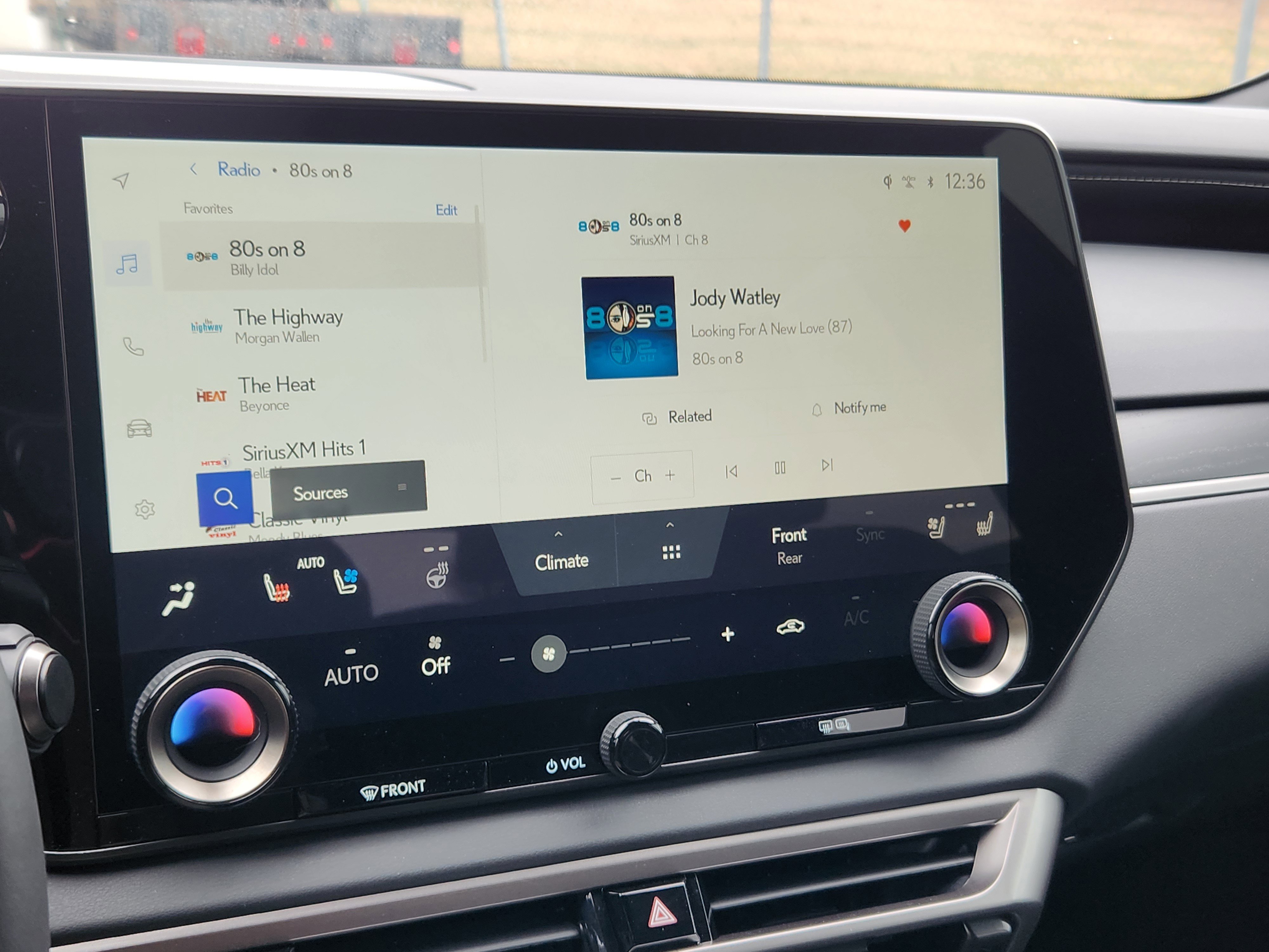 Certified 2025 Lexus RX 350 w/ Convenience Package image 10