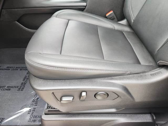 Used 2024 Chevrolet Tahoe Z71 w/ Z71 Off-Road Package AWD/4WD image 25