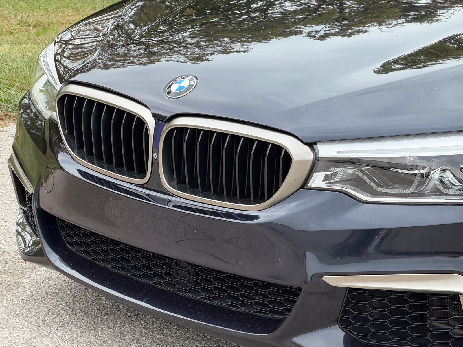Used 2018 BMW M550i xDrive AWD/4WD image 12