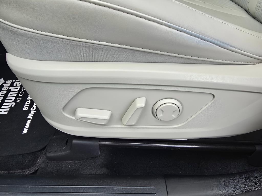 Used 2022 Kia Sorento EX FWD image 13