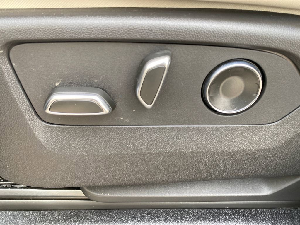 Used 2025 Cadillac Escalade Sport image 41