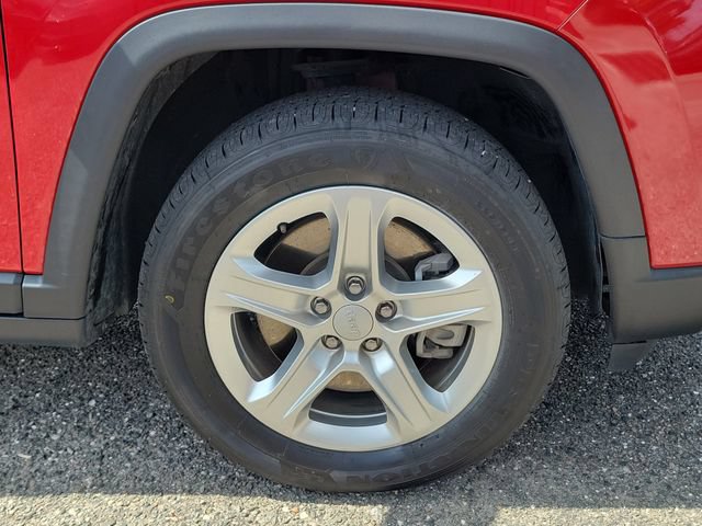 Used 2023 Jeep Compass Sport AWD/4WD image 6