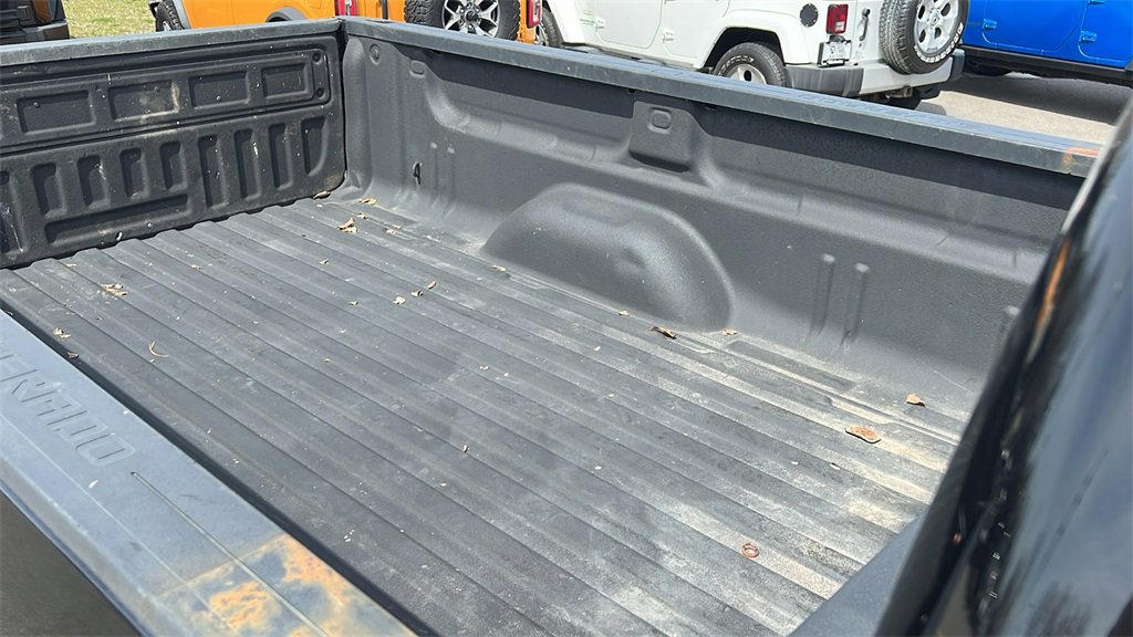 Used 2015 Chevrolet Silverado 3500 W/T image 36