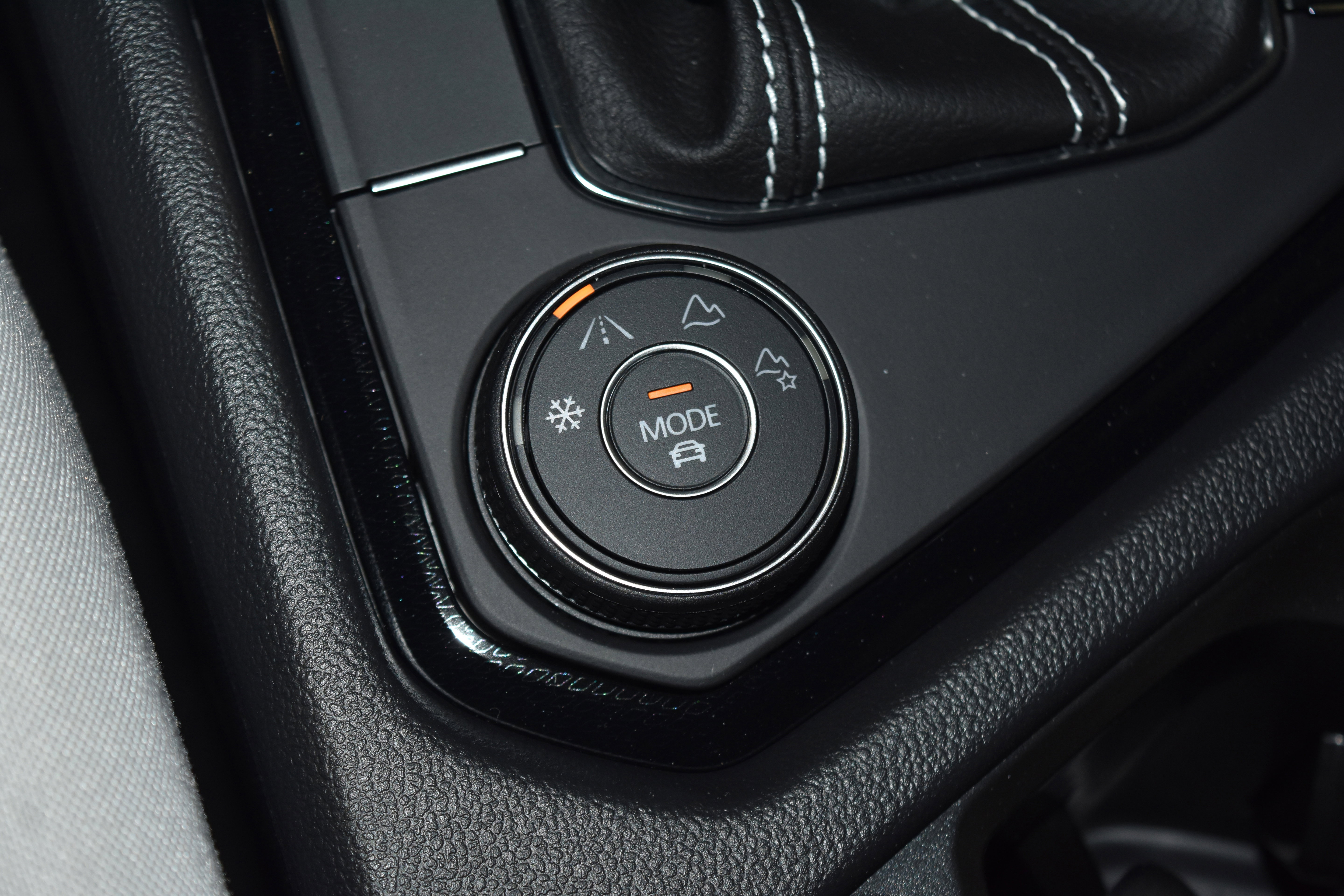 New 2026 Volkswagen Taos S image 13