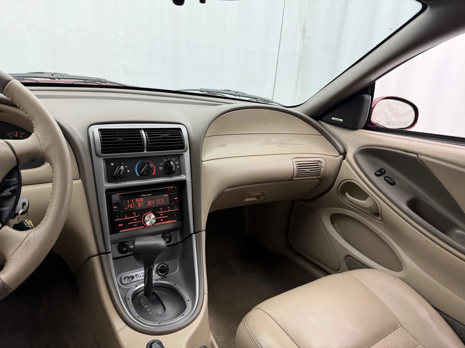 Used 2004 Ford Mustang GT RWD image 14