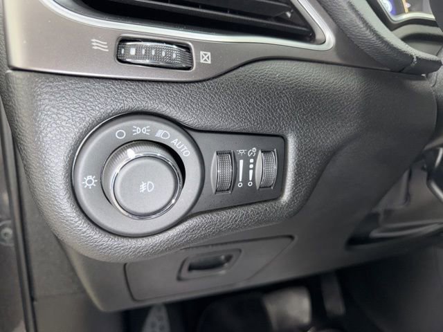 Used 2021 Jeep Cherokee Latitude Lux image 14