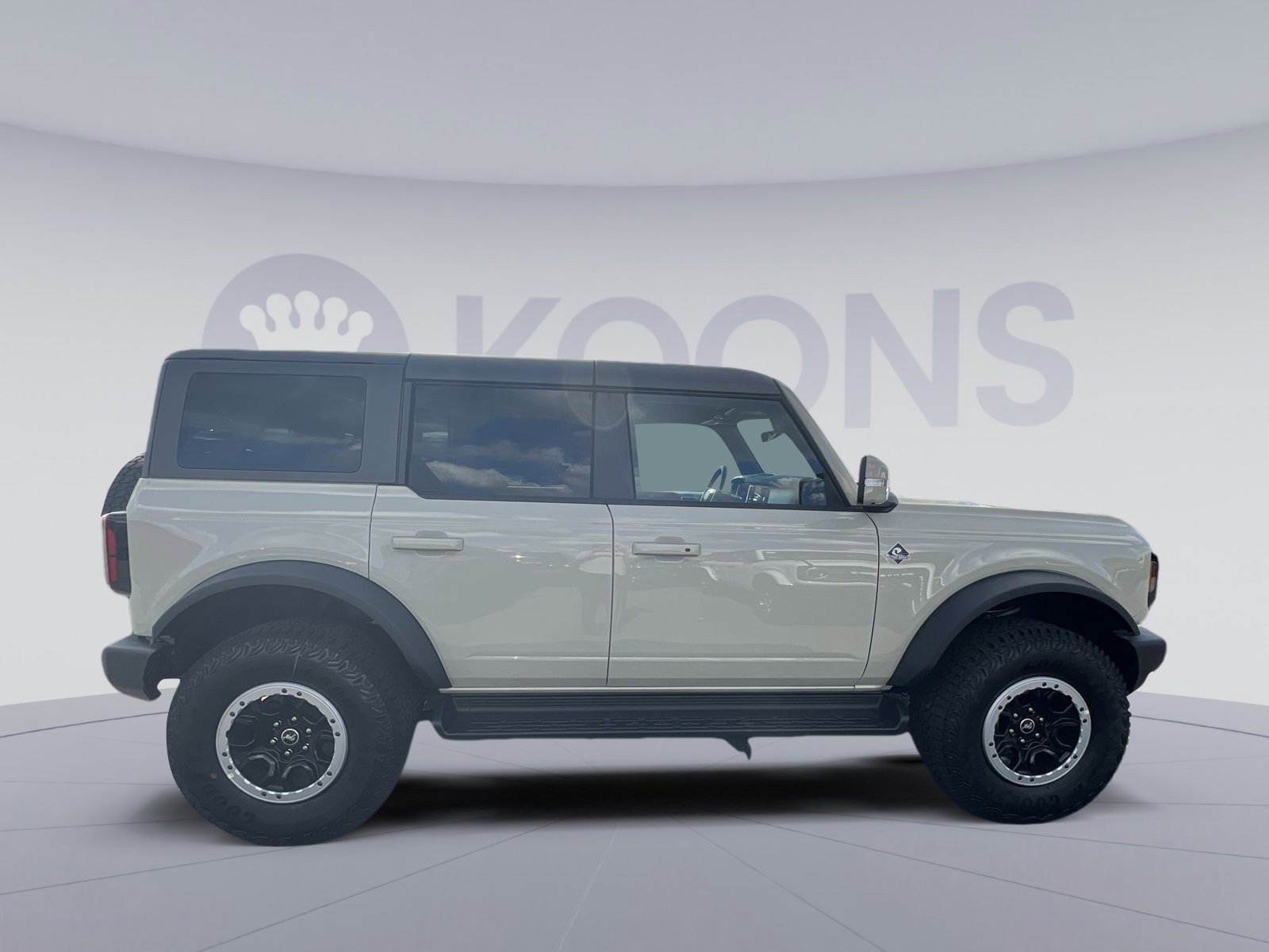 New 2025 Ford Bronco Outer Banks w/ Sasquatch Package image 7