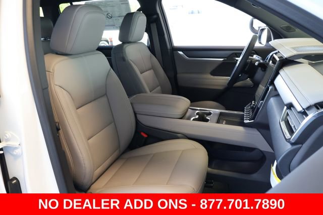 New 2026 GMC Acadia Elevation w/ Elevation Premium Package image 24