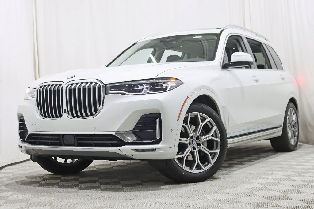 Used 2022 BMW X7 xDrive40i w/ Premium Package AWD/4WD image 6