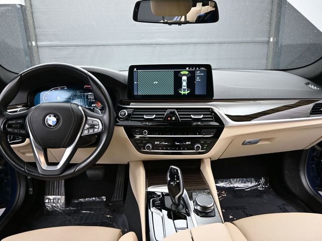 Used 2023 BMW 530i w/ Premium Package image 15