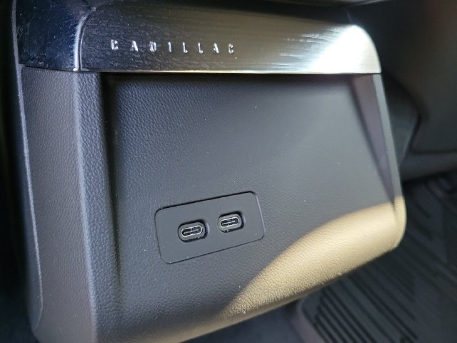 Certified 2024 Cadillac Lyriq Tech RWD image 23