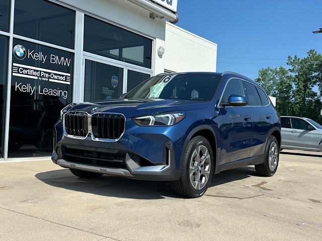 Certified 2023 BMW X1 xDrive28i image 3