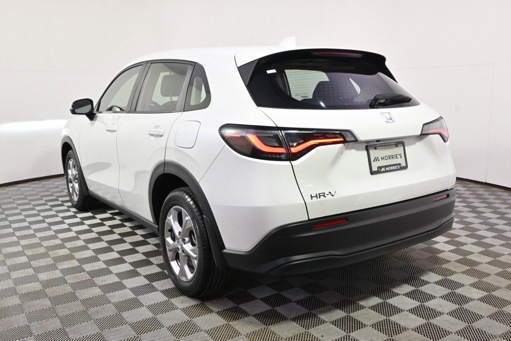 Used 2023 Honda HR-V LX image 4