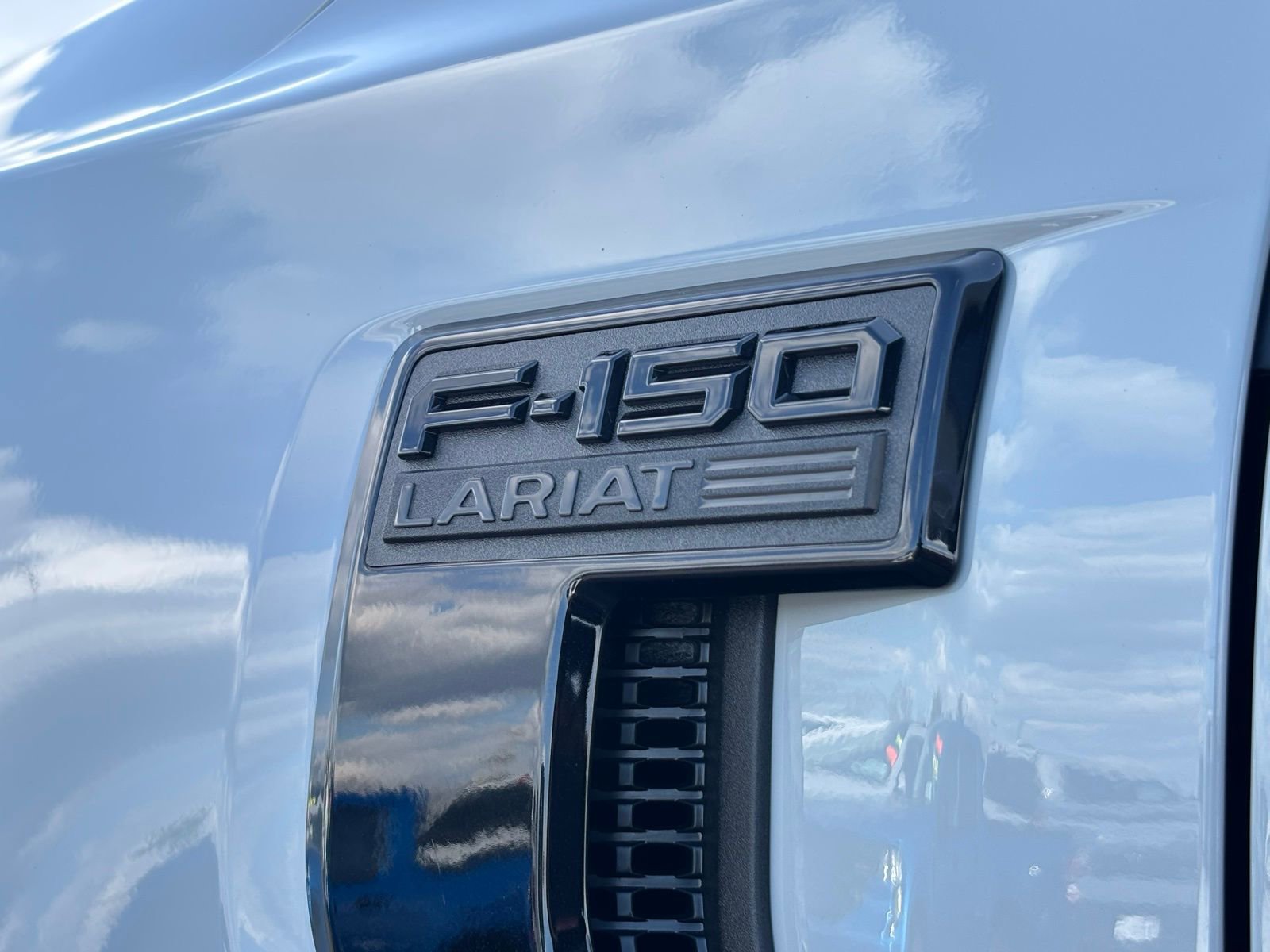 New 2026 Ford F150 Lariat w/ Equipment Group 501A Mid AWD/4WD image 14