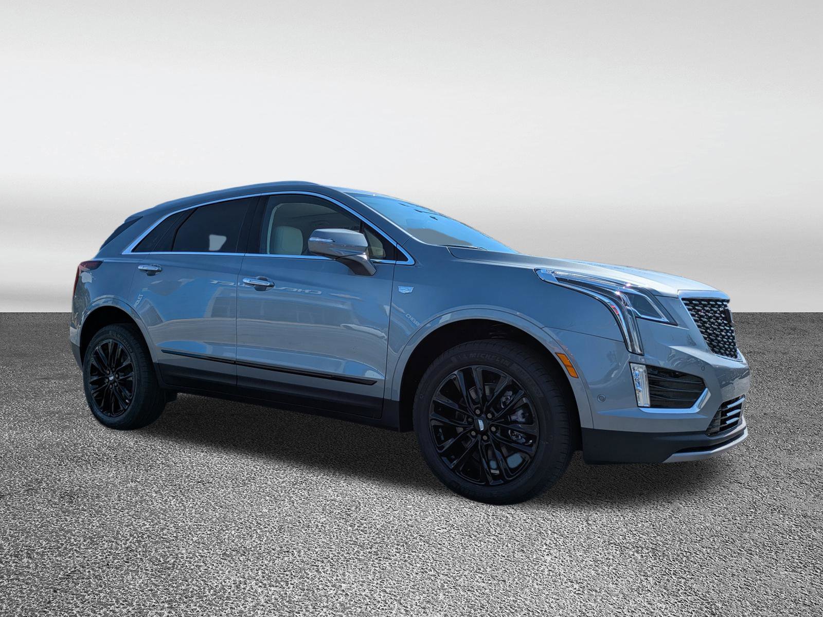 New 2026 Cadillac XT5 Premium Luxury w/ LPO, ONYX Package FWD image 3