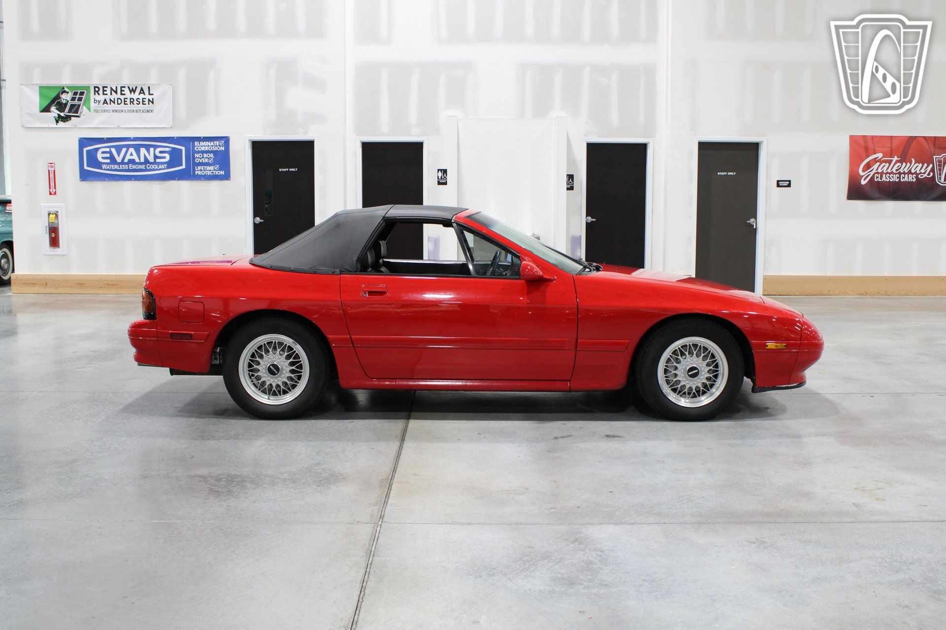 Used 1990 MAZDA RX-7 Convertible RWD image 25