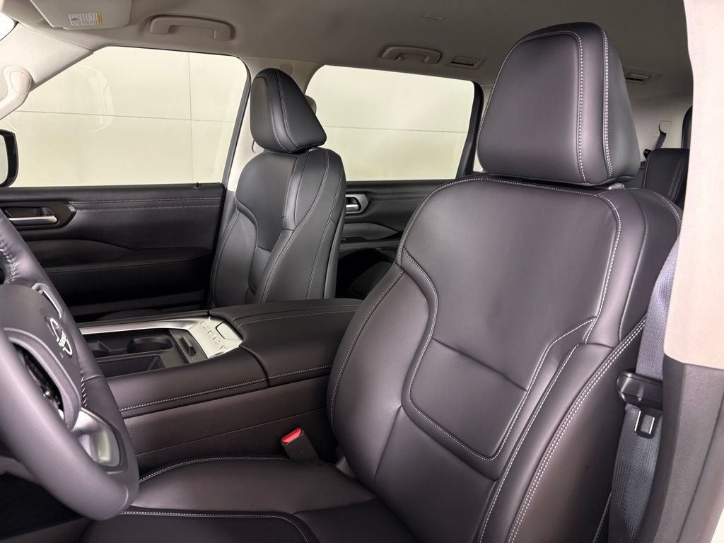 New 2026 Nissan Armada SV AWD/4WD image 18