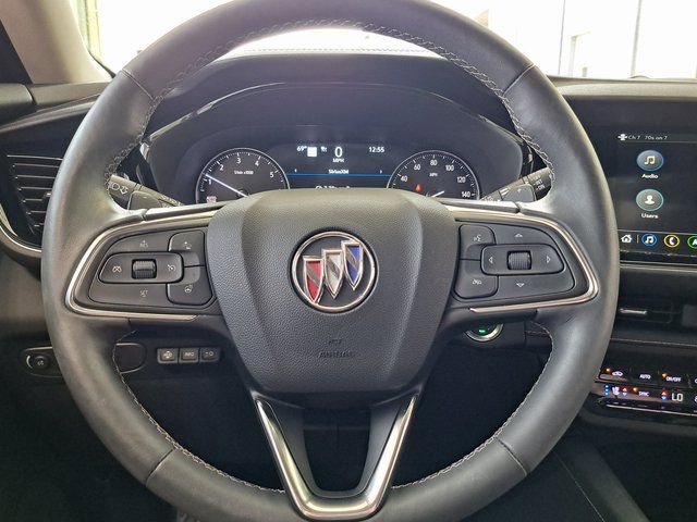 Used 2022 Buick Envision Avenir w/ Technology Package II image 10