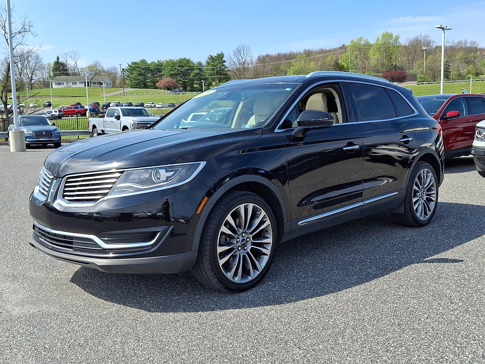 Used 2016 Lincoln MKX Reserve w/ Driver Assistance Package AWD/4WD image 3