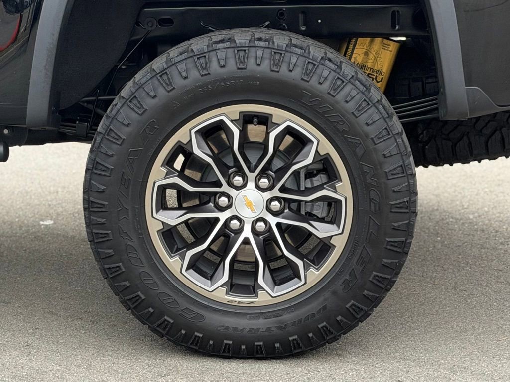 Used 2022 Chevrolet Colorado ZR2 image 11