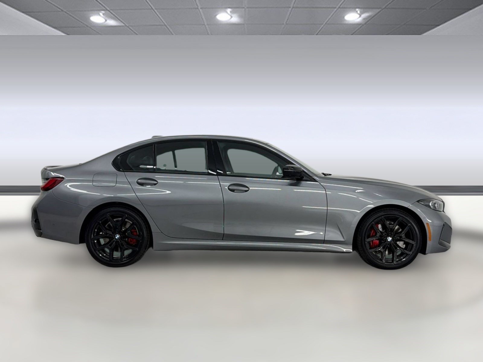 New 2026 BMW 330i xDrive Sedan w/ M Sport Package AWD/4WD image 8