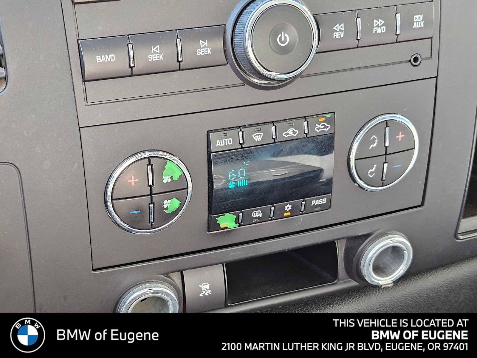 Used 2009 Chevrolet Silverado 2500 LT w/ Interior Plus Package image 28