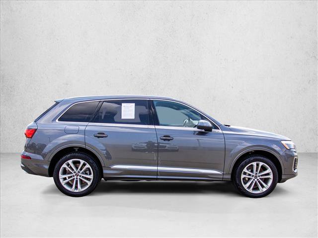 Certified 2025 Audi Q7 2.0T Premium Plus w/ Convenience Package AWD/4WD image 4