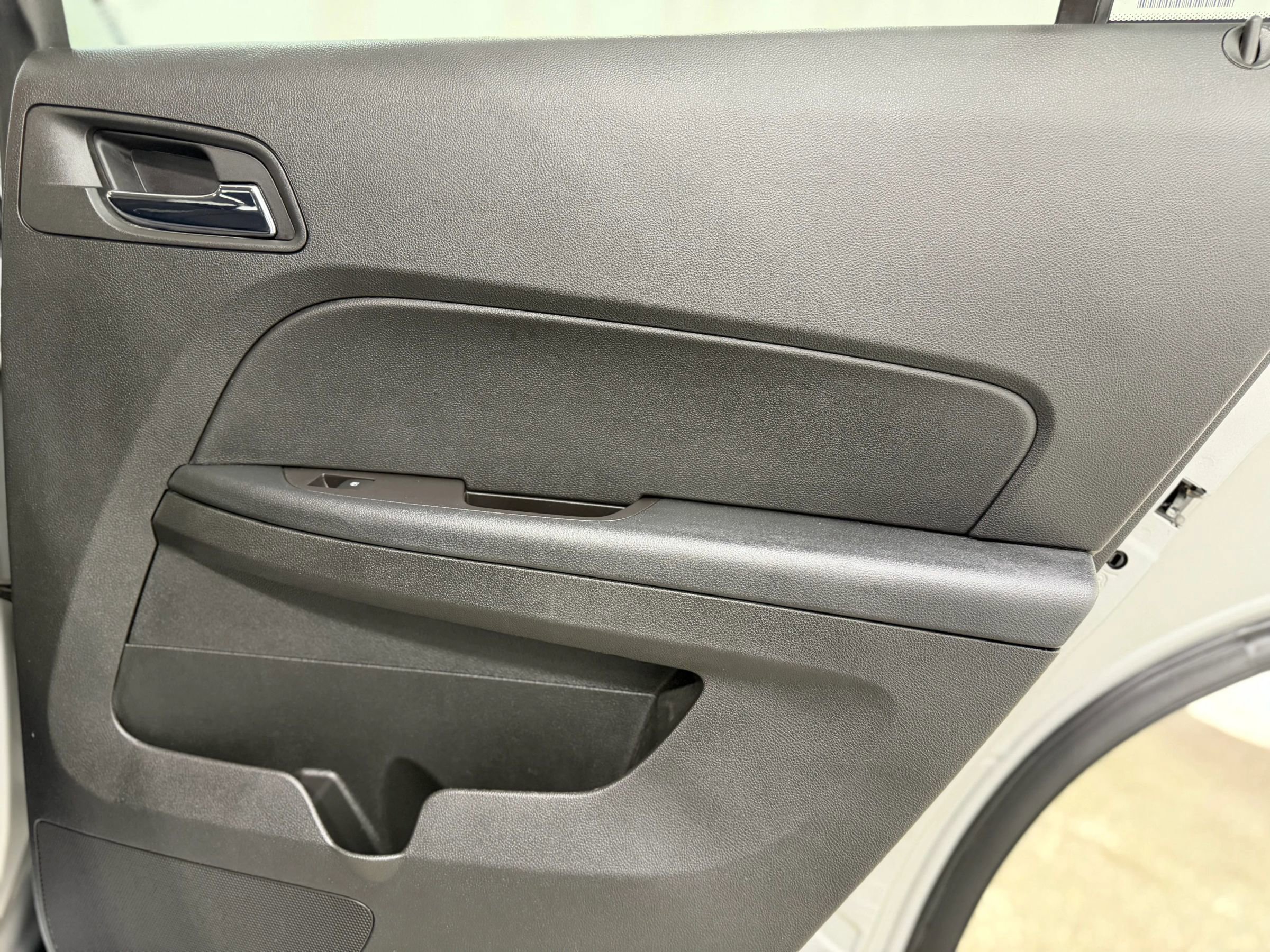 Used 2016 Chevrolet Equinox LT w/ Convenience Package image 29