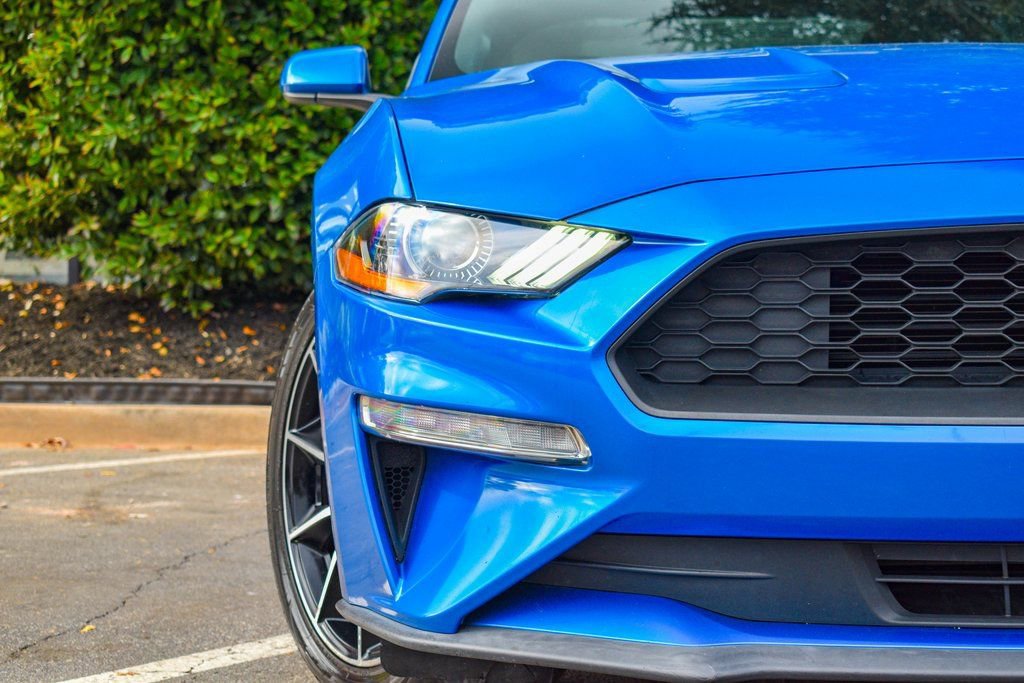 Used 2019 Ford Mustang Coupe image 5